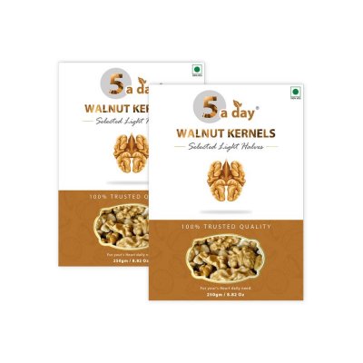 Walnut Kernels (Light Halves), 500 GMS (250 GMS X 2)