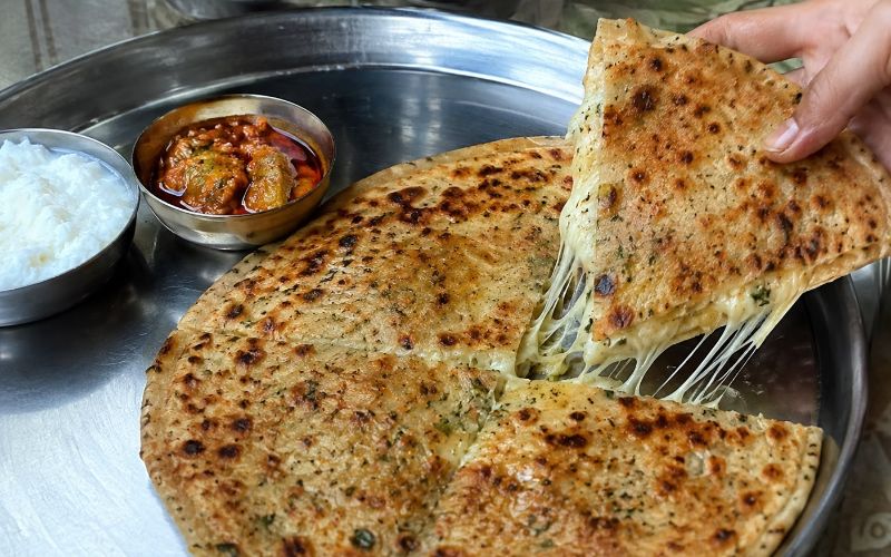 Kaladi Paratha Recipe | Authentic Jammu Cheese Stuffed Paratha